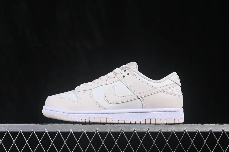 All categories Nk SB Dunk series Nk SB Dunk Low low-top sneakers Nike SB Dunk Low light pink low-top casual sneakers IM6572-105